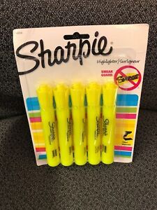 Sharpie Accent Highlighters, Chisel Tip, Fluorescent Yellow (Package of 5)