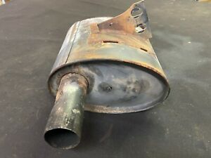 1996 NEW HOLLAND L865 MUFFLER EXHAUST SILENCER 86557450 86588090 86504801