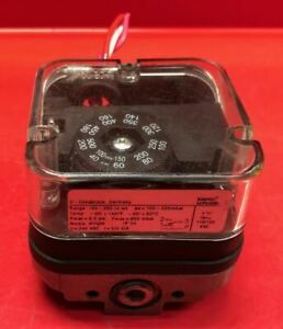 Kromschroder Gas Pressure Switch DG 500T (Used)