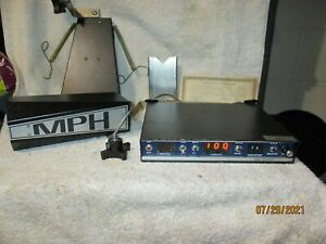 DIGITAL INDICATOR UNIT K55 DOPPLER RADAR W/CAR CHARGER, MPH, &amp; DASH MOUNT.