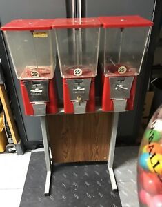 Eagle Triple Tank Vending Machine Commercial Candy Gumball Toy Vintage W/key 25c