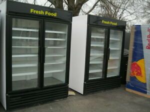 True GDM-49 Glass Door Cooler Merchandiser for soda beer produce or deli meat