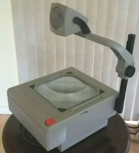 3M Overhead Projector 1700 with New Bulb Read Description