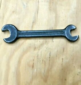 CHANDLER &amp; PRICE, 5/8&#034; &amp; 3/4&#034; CAST IRON WRENCH, VINTAGE