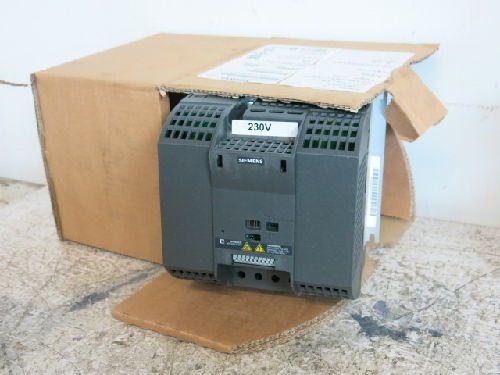 SIEMENS 6SL3211-0AB23-0UA1 AC INVERTER DRIVE, 13.6A, 0-650Hz