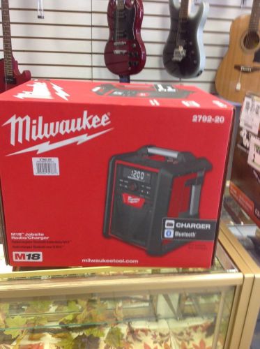 Milwaukee 2792-20 M18 18 Volt Jobsite Radio / Battery Charger Bluetooth Speaker