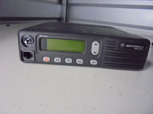 Motorola MCS2000 800Mhz Mobile Dash Two-Way Radio M01UGL6PW4BN (Bent Power Plug)