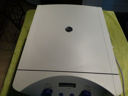 Eppendorf 5702 Centrifuge with CL030 30 position Rotor