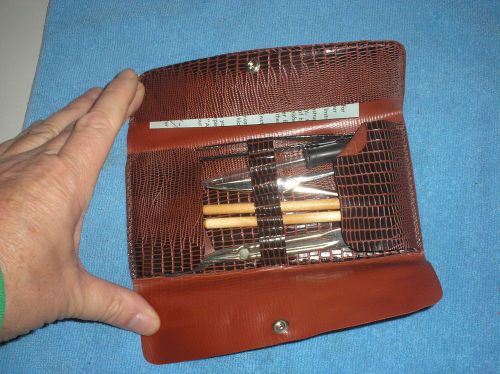 CLAY ADAMS BIOLOGY DISSECTION KIT IN CASE SCAPEL &amp; TOOLS SET