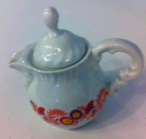 Small porcelain teapot by elvetia for sale
