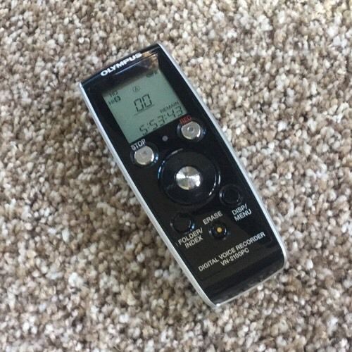 Olympus Digital Voice Recorder VN 2100PC NEW Batteries FAST SHIPPING