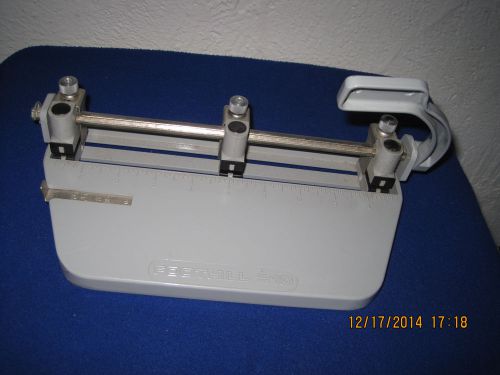 FOOTHILL 210 THREE HOLE PUNCH
