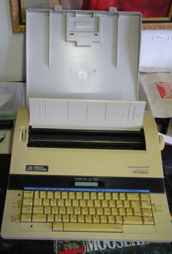 Smith Corona Typewriter working