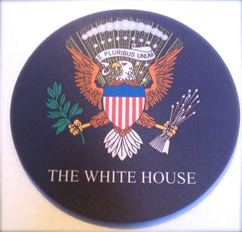 White House Seal/eagle mouse pad round.