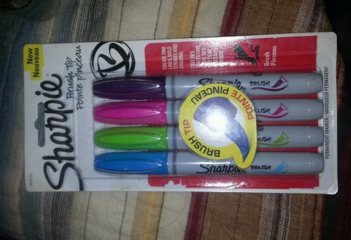 Sharpie Brush Tip Permanent Markers, 4 Fashion Colored Markers (1810702)