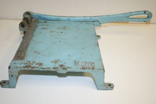 Wow vintage cast iron pier equip co battery separator photo paper cutter trimmer for sale