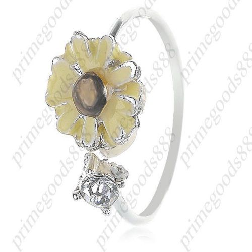 Metal flower shaped finger ring jewelry ornament decor for women lady girl for sale