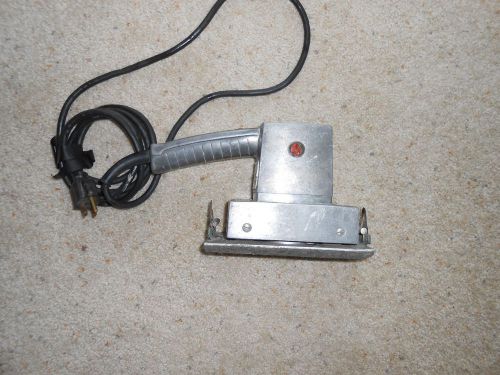 VINTAGE MILWAUKEE  HEAVY DUTY ORBITAL SANDER- TOOLS  HVAC ,PLUMBING