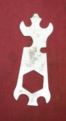 Maytag gas engine motor 92 72 82 31 wrench flywheel hit &amp; miss 17 for sale
