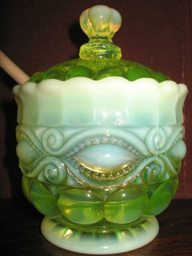 Yellow Vaseline Opalescent glass serving honey pot eyewinker pattern jar uranium
