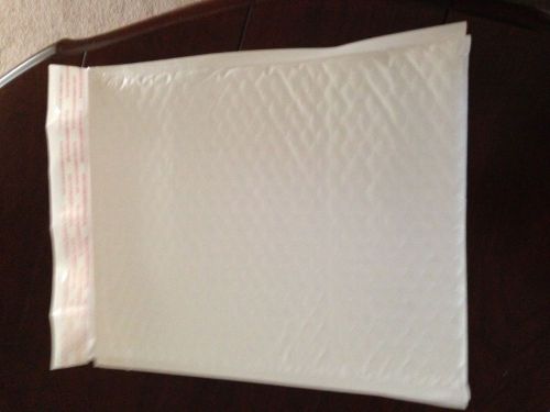 15 White Bubble Self Seal #2 Mailers  8 1/2&#034; x 12&#034;