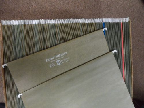 Pendaflex hanging file, 100+, used in good condition(#101)