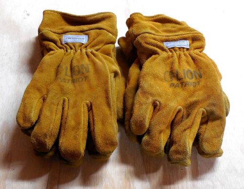 2 Pair Lion Patriot Structural Fire Fighting Gloves Used Size LG &amp; XL 80027G 3LG