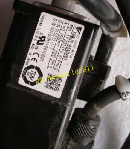 Yaskawa servo motor SGMJV-A5ADAB1 good in condition for industry use