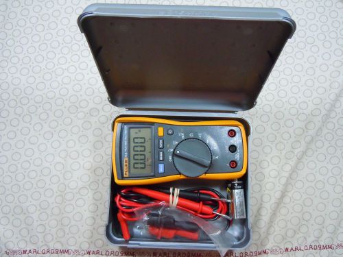 Fluke 115 true rms multimeter with leads + free storage case - 57071. for sale