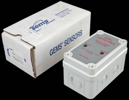 NEW Gems Sensors 149535 120VAC 50/60Hz Opto-Pak Electro-Optic Controller