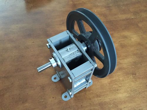 Mini rock crusher, Jaw crusher, gold mining, prospecting equipment. With Pulley