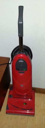 Lindhaus Activa 30 commercial hospital hepa filtration upright vacuum cleaner***
