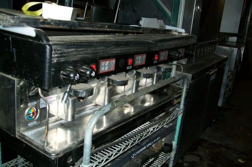 CAPUCCINO MACHINE, 4 HEADS, BUILT IN MOTOR AND PUMP, COMPLETE, 900 ITEMS   MORE