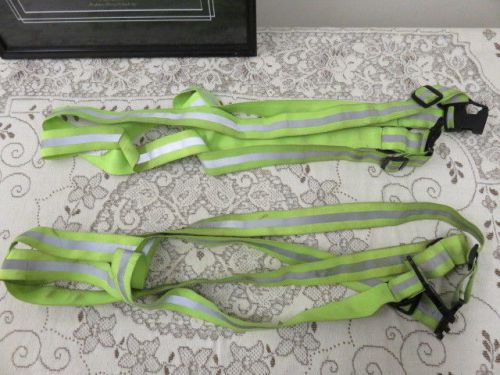 High visibility straps Good condition Lot of 2