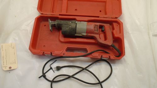 MILWAUKEE SAWZALL, CORDED, USED IN WORKING CONDITION, WITH CASE