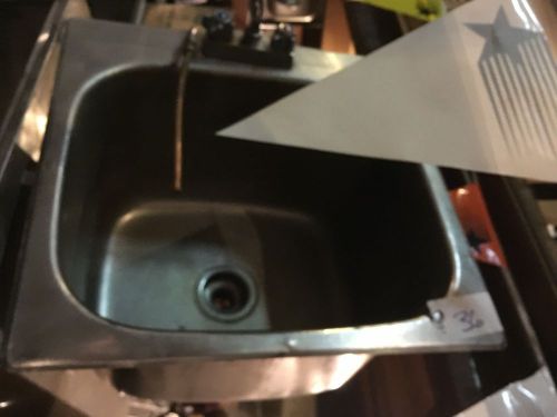 LARGE 1-COMPARTMENT DROP-IN SINK - SEND BEST OFFER