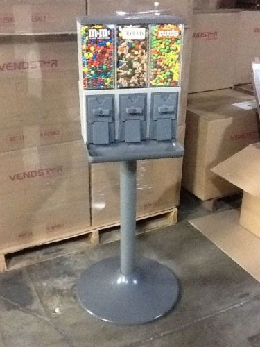 8 Brand New Vendstar 3000 / Vend 3 Bulk Vending Machines, Wholesale Closeout!!!