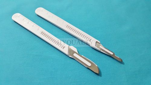 2 ASSORTED DISPOSABLE STERILE SURGICAL SCALPELS #20 #15 PLASTIC GRADUATED HANDLE