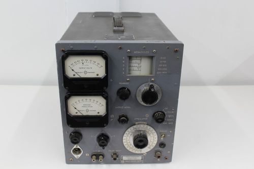 VINTAGE Hewlett Packard Model 608B VHF Signal Generator, See Description