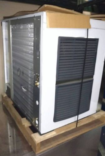 NEW Scotsman Cubed 1077 LB Ice Machine C1030MA-32B Commercial Air Cooled