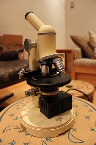 Wild Heerbrugg M11 microscope