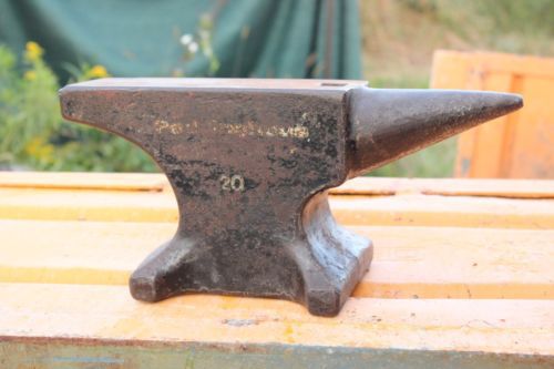 VINTAGE PEDDINGHAUS ANVIL 44 pounds SHIPPING USA / CANADA 150 USD directly