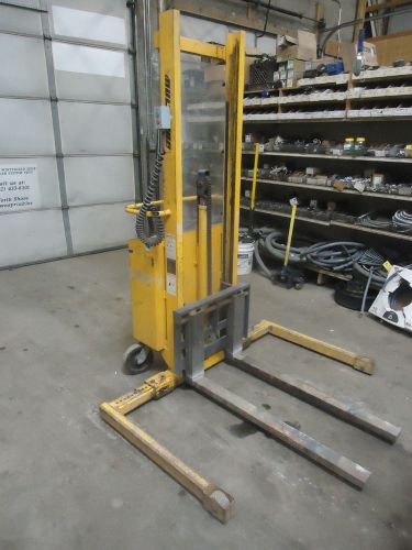 Multiton sm-20-62 2000 lb 12v electric straddle lift stacker for sale