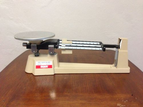 OHAUS TRIPLE BEAM BALANCE SCALE 700 SERIES 2610g / 800 SERIES 5lb 2oz