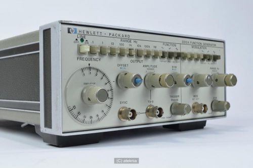 HP Agilent Model 3312A 13 Mhz Function Sweep Signal Generator TESTED w/ Manual