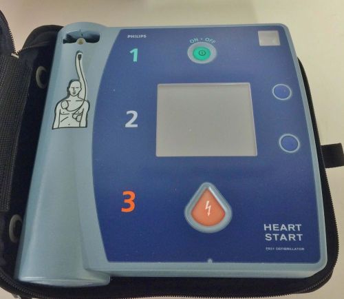 Aed phillips heartstart fr2+ with case good condition, functional emt medical for sale