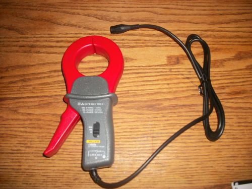 FLUKE i1000S AC Clamp On Current Probe  USED ONCE