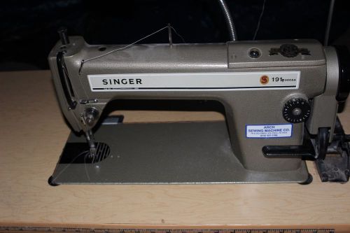 Singer Industrial Sewing Machine Model191D 300AA with table