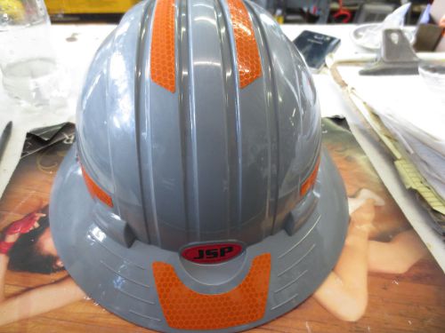 Evolution Deluxe 6100-EVO 6100 Full Brim Hard Hat with HDPE Shell, 6-Point