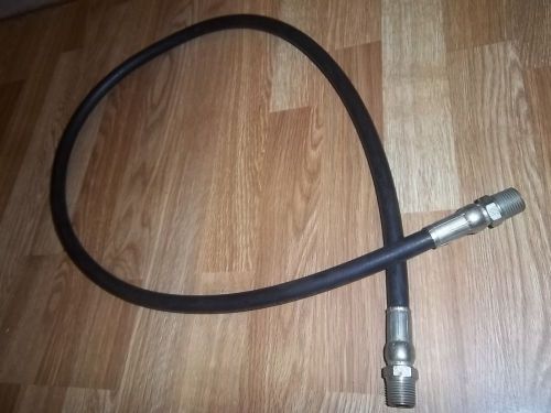 Gates 3/8&#034; Hydraulic hose with 1/2&#034; male pipe thread ends 58&#034; long